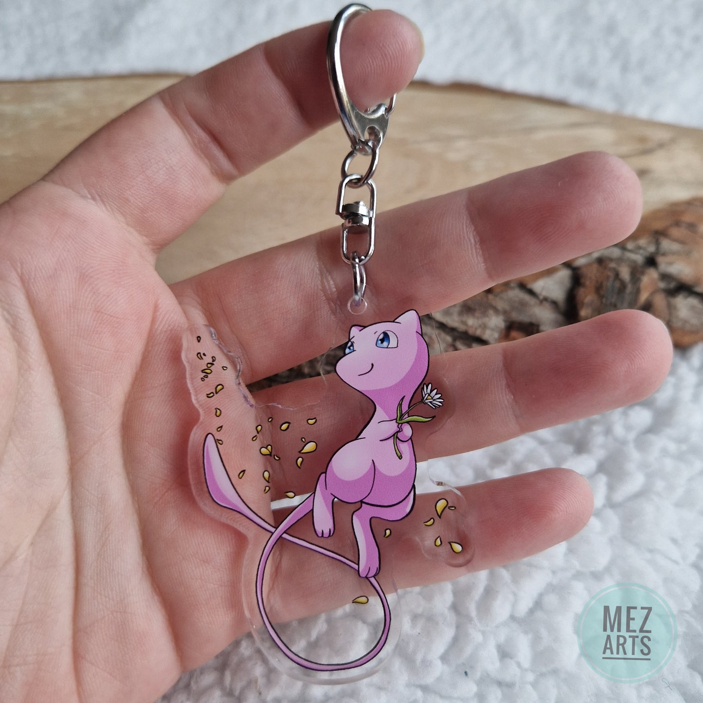 Mew with flower | keychain