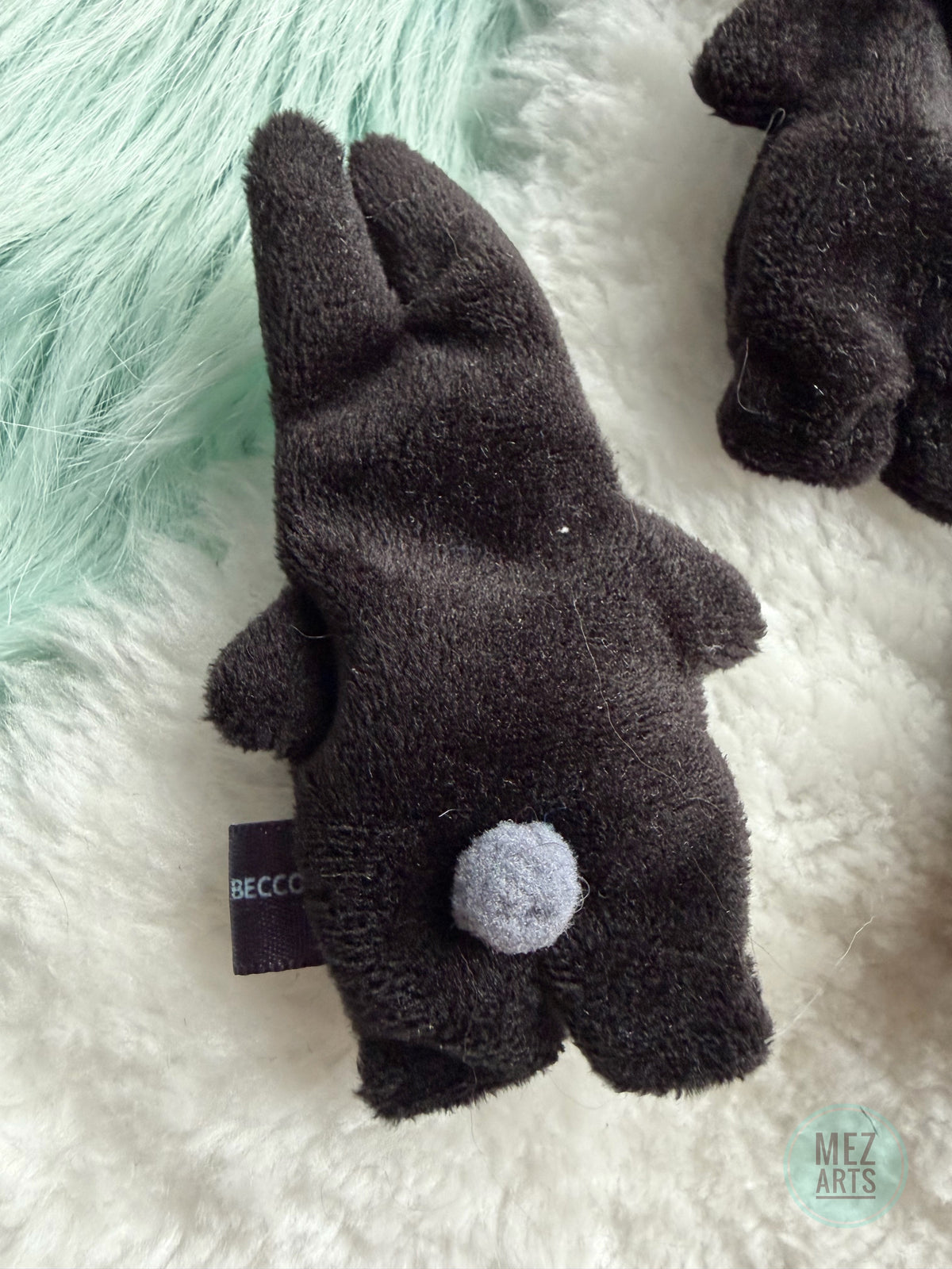 Bunny - fidget plush - Black