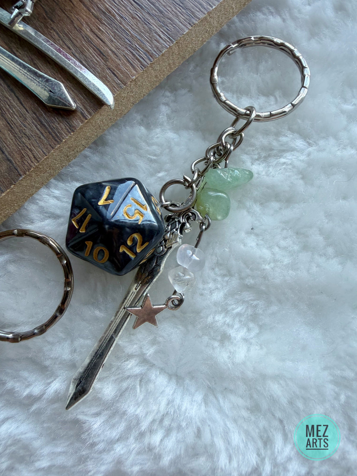 Dice D20 | keychain mystery