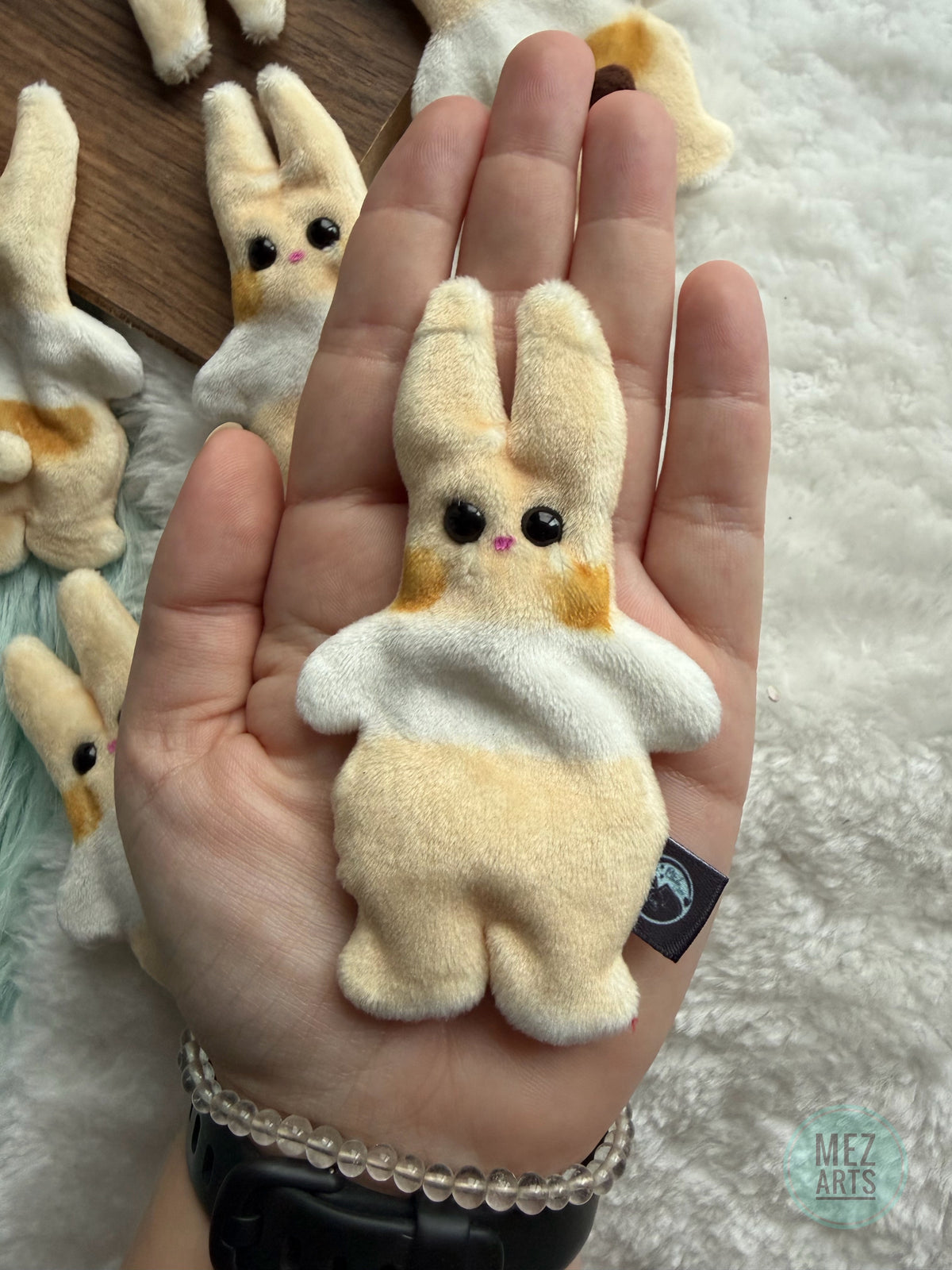 Bunny - fidget plush - Black