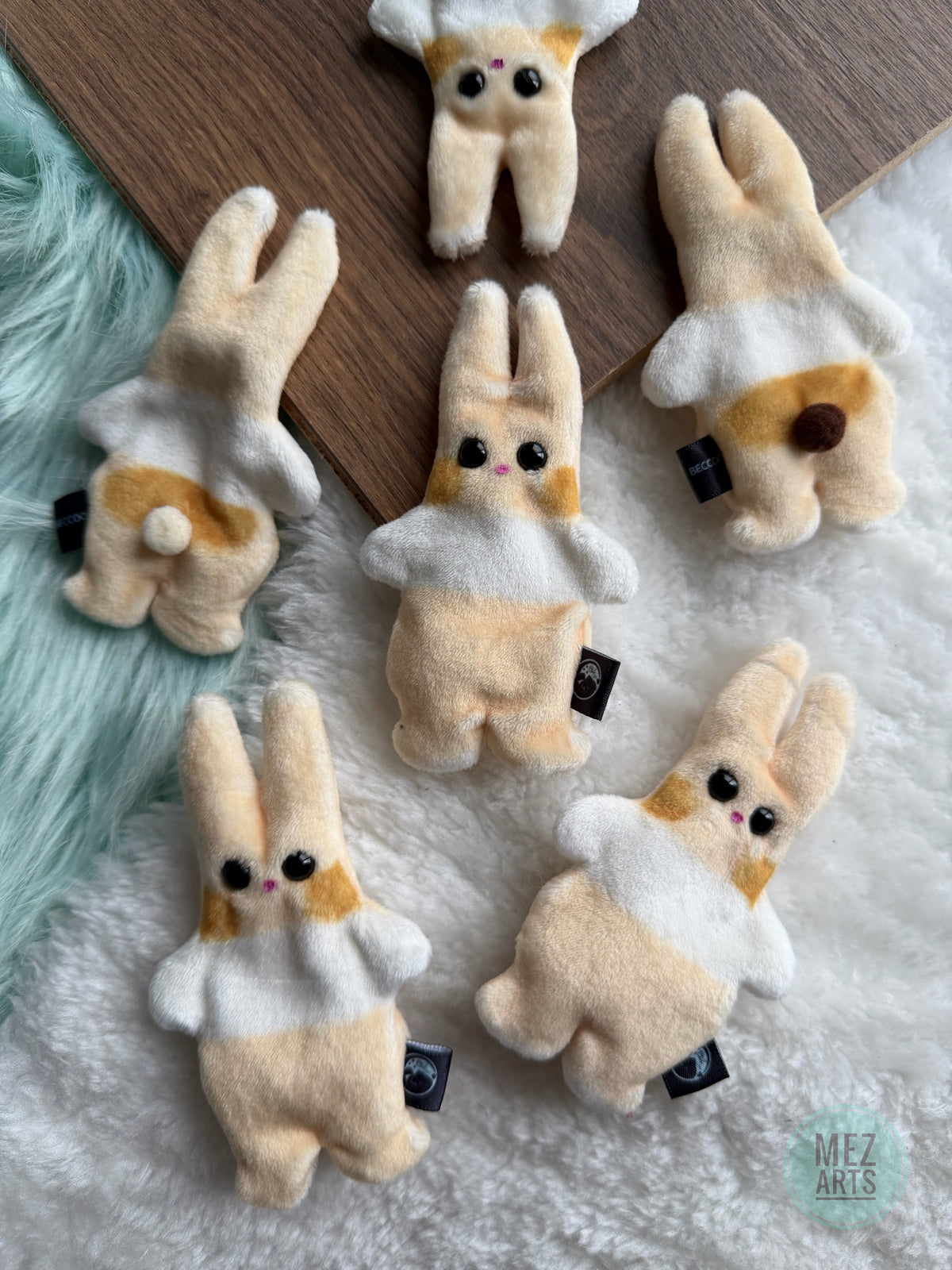 Bunny - fidget plush - White(ish)