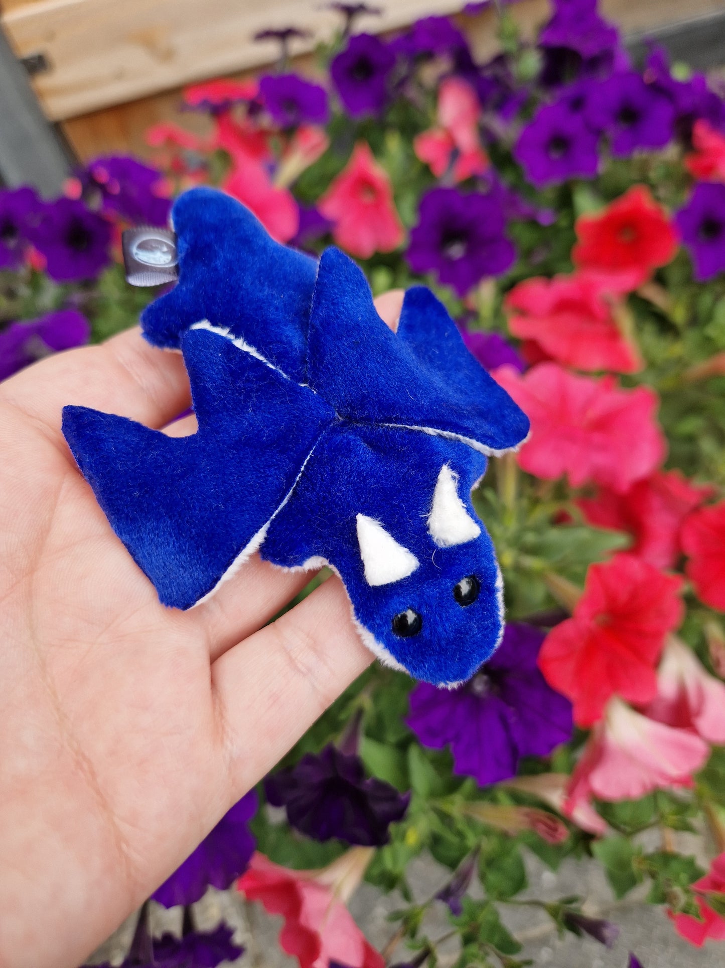 Dragon - fidget plush - blue and white