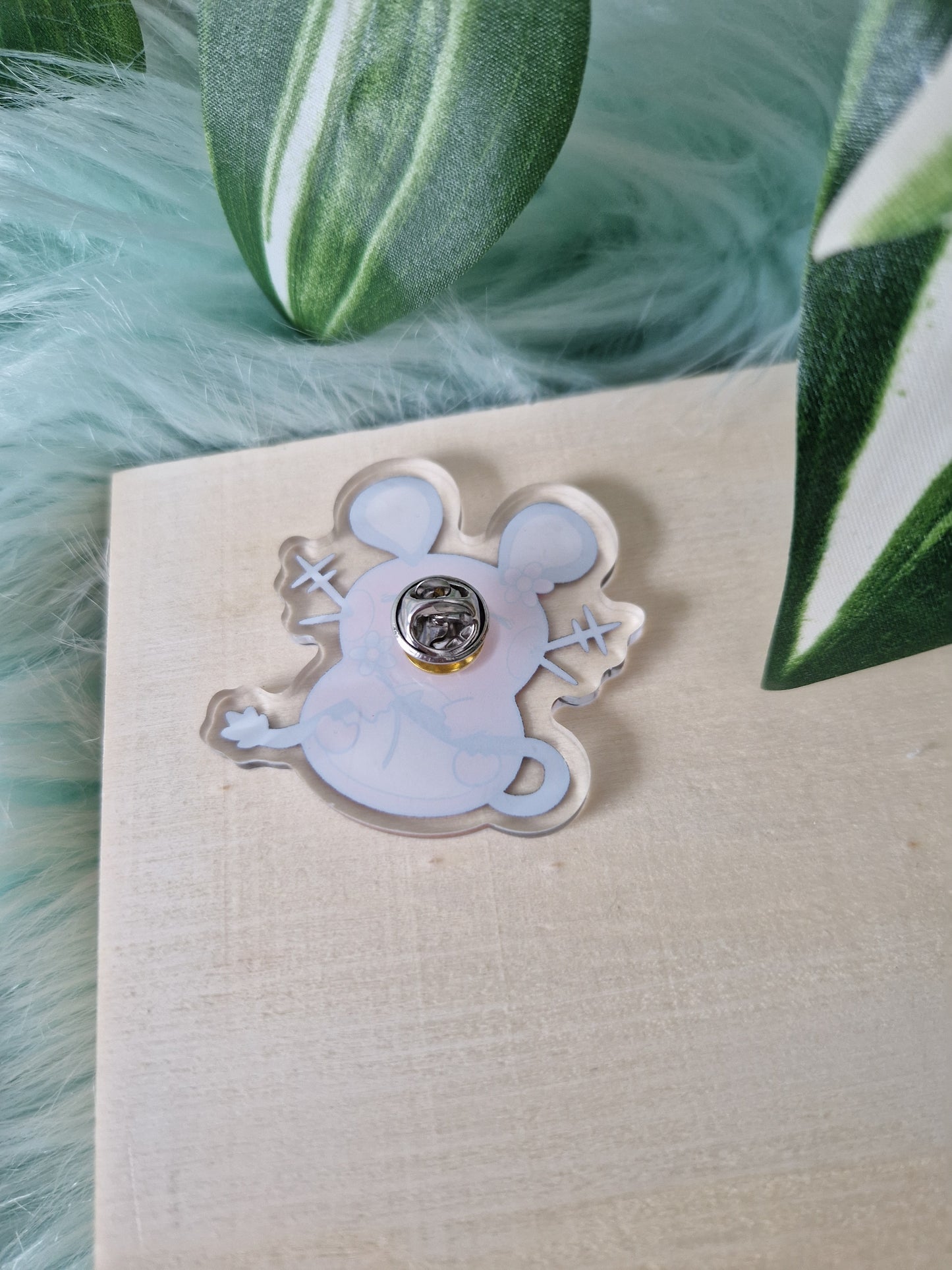 Dedenne pin | B-grade