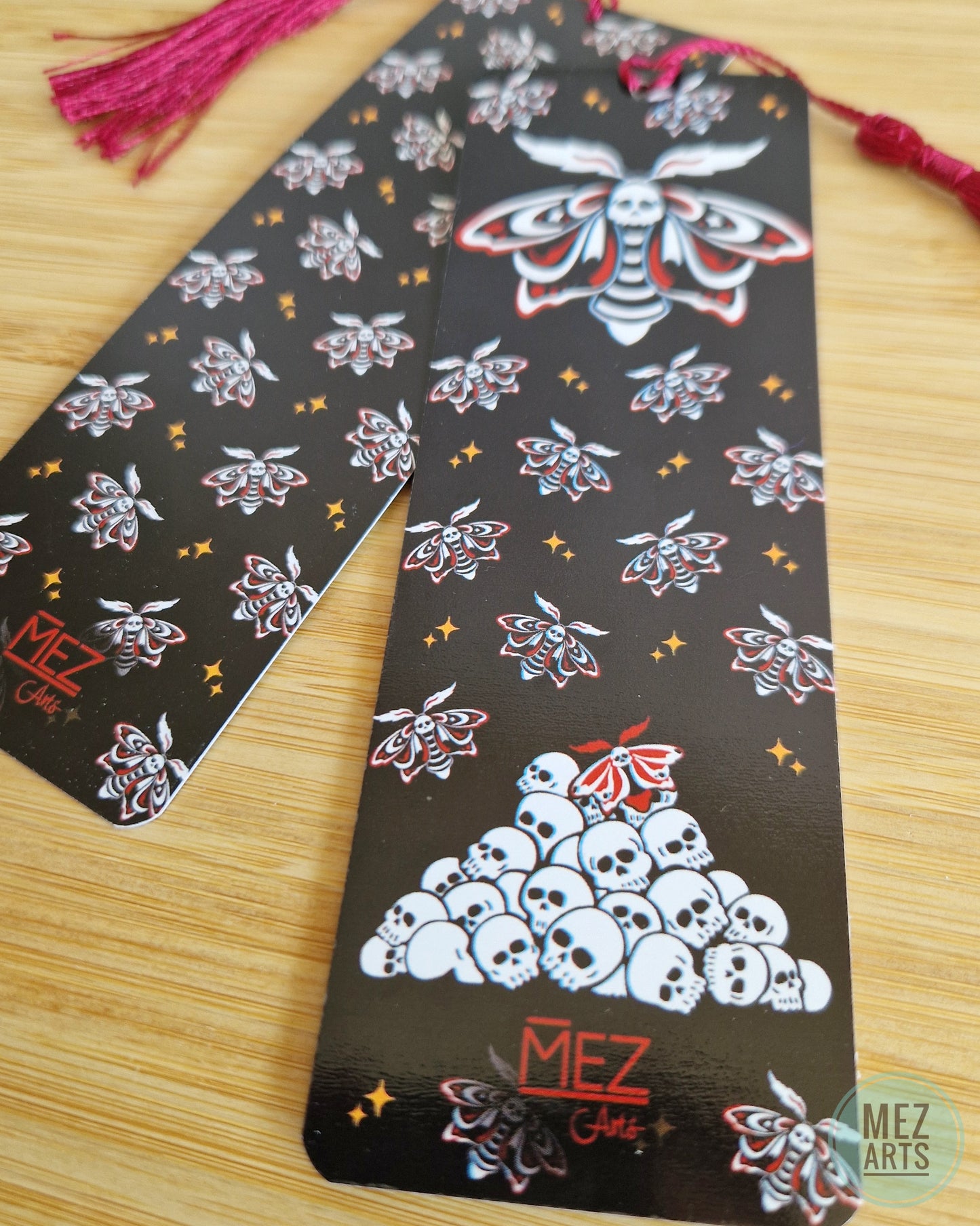 Skull Moth | bookmark