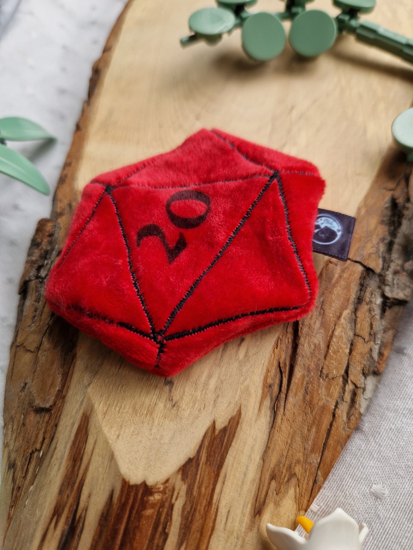 Dice D20 - fidget plush - red