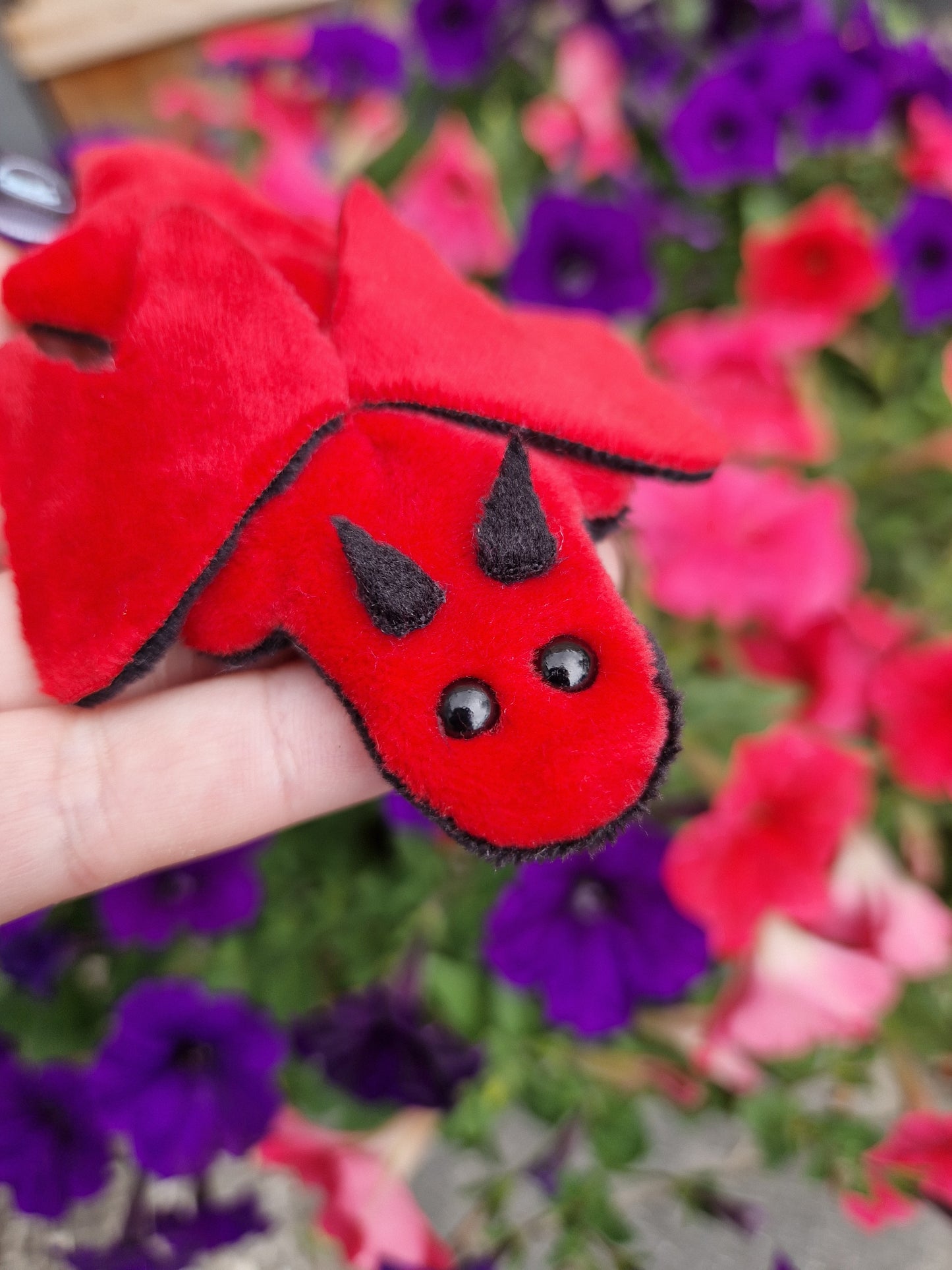 Dragon - fidget plush - red and black