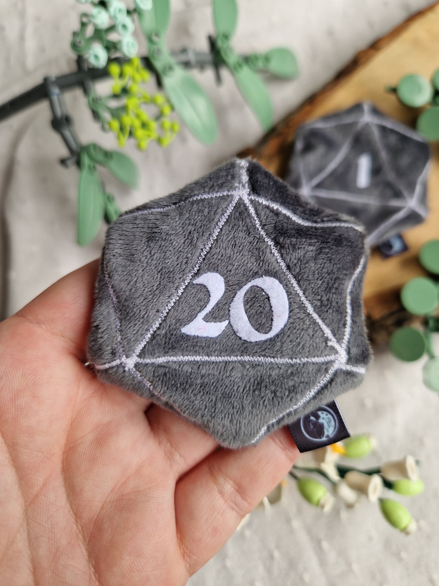 Dice D20 - fidget plush - grey