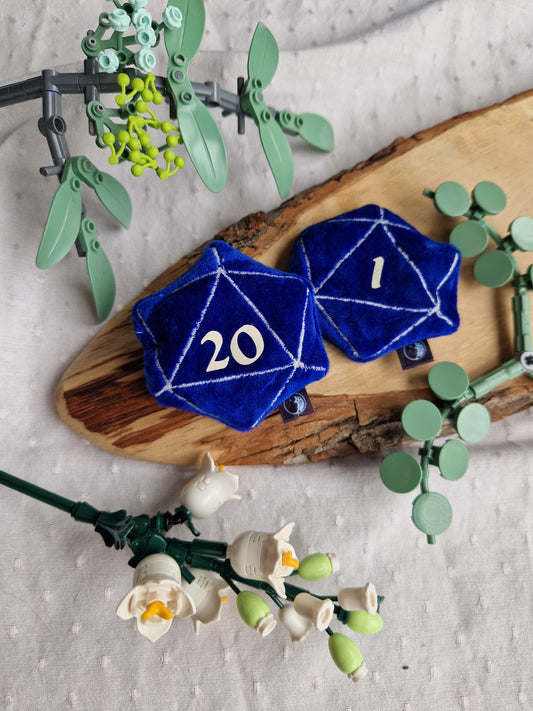Dice D20 - fidget plush - blue