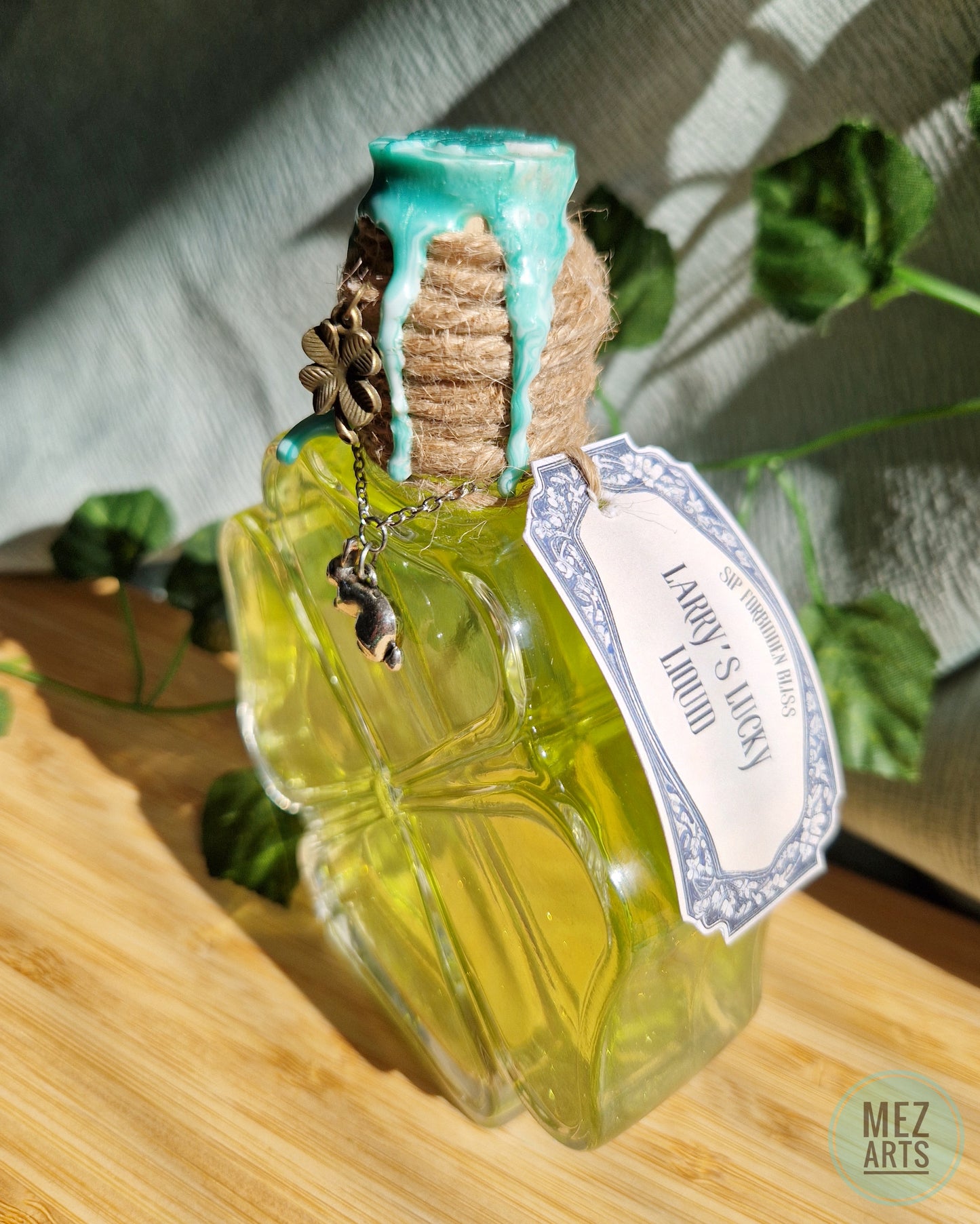 Larry's lucky liquid - Potion (B-grade)