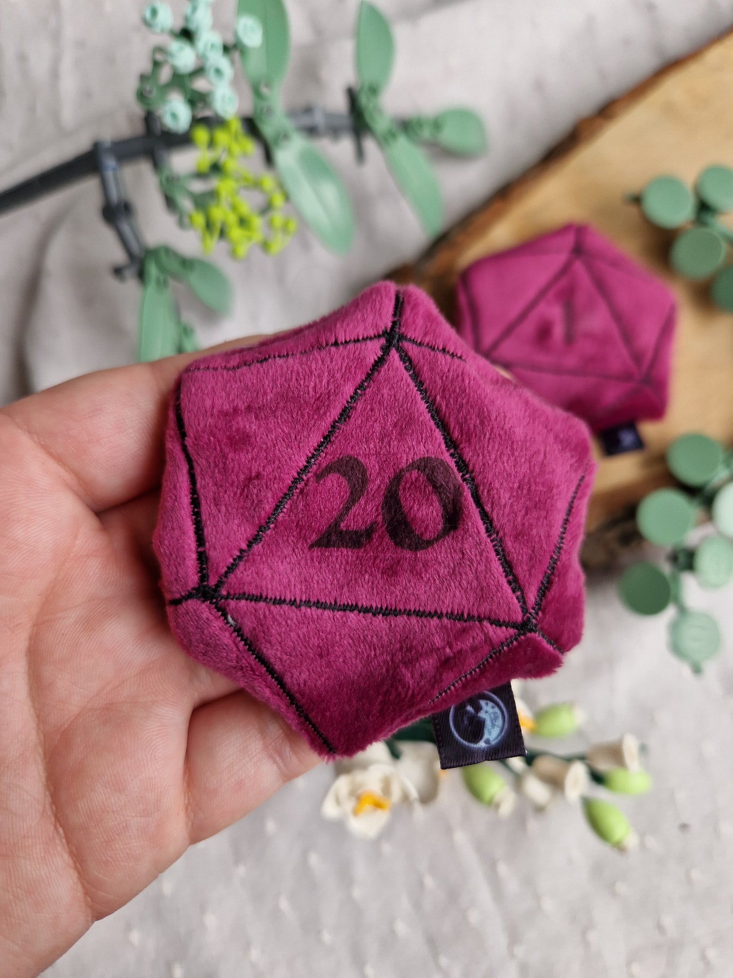 Dice D20 - fidget plush - dark pink