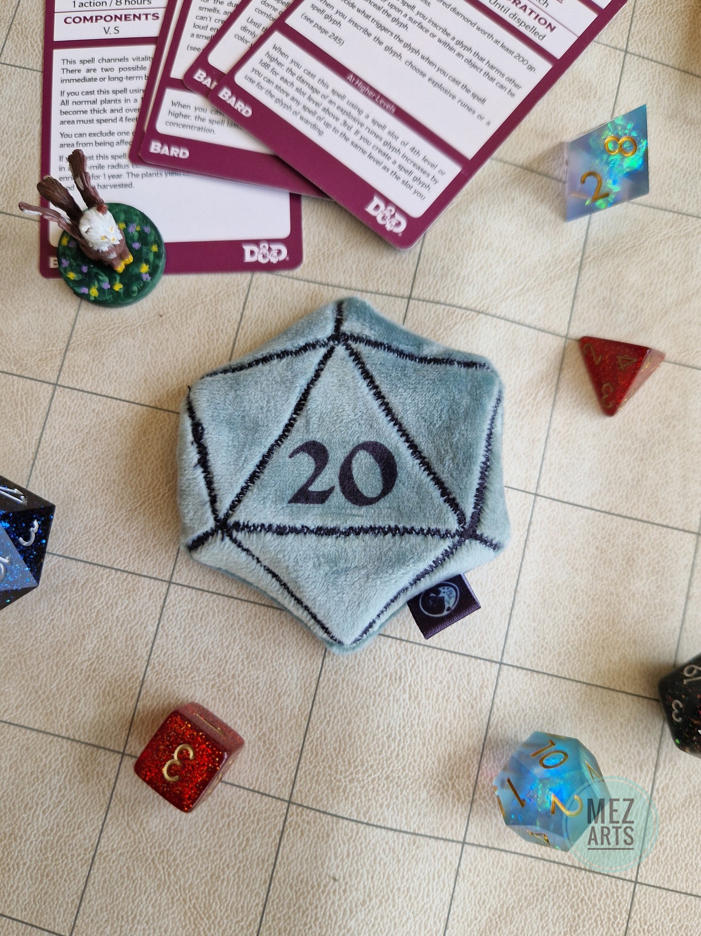 Dice D20 - fidget plush - mint 20