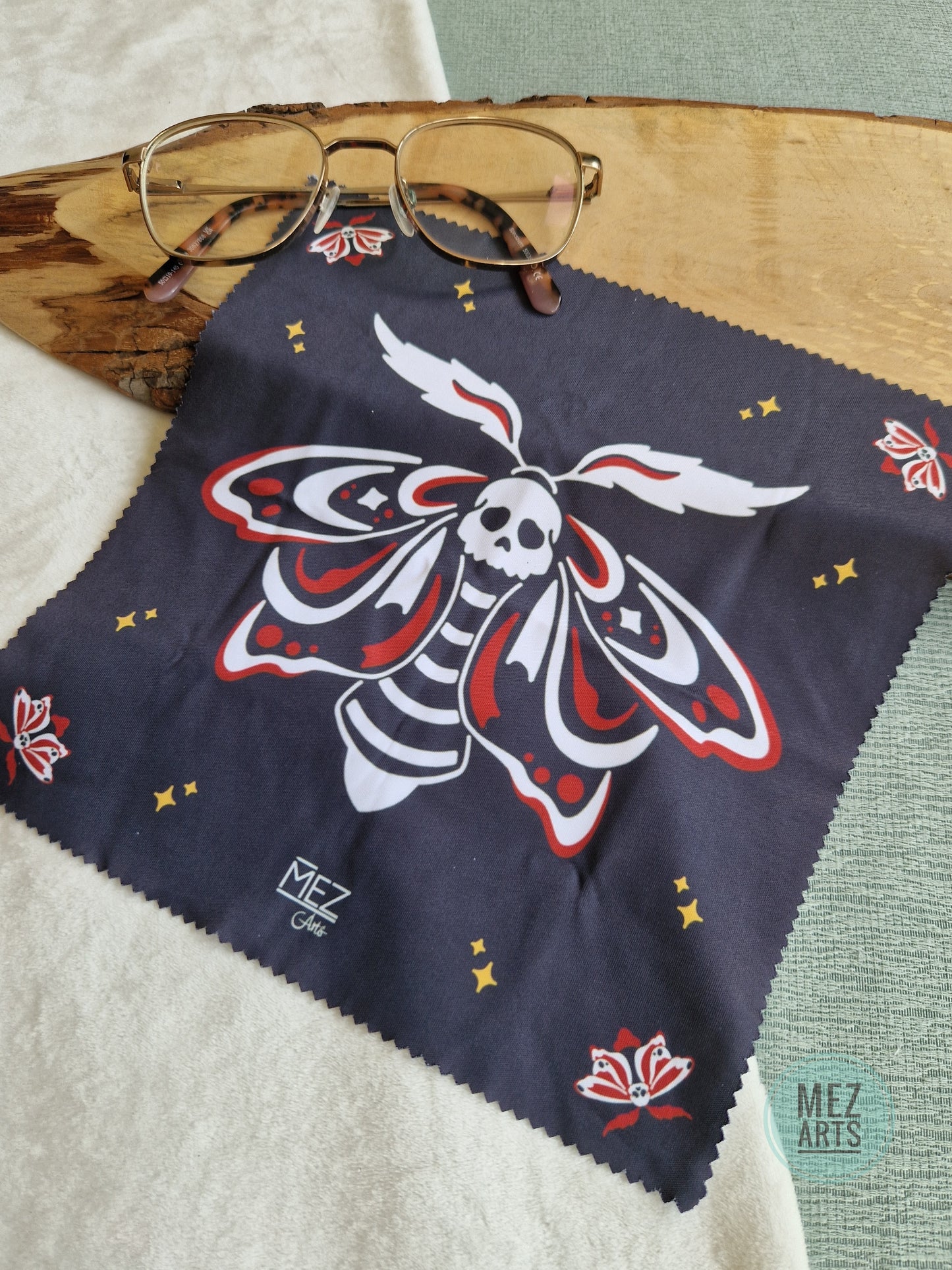 Skull Moth | Glasses Cloth