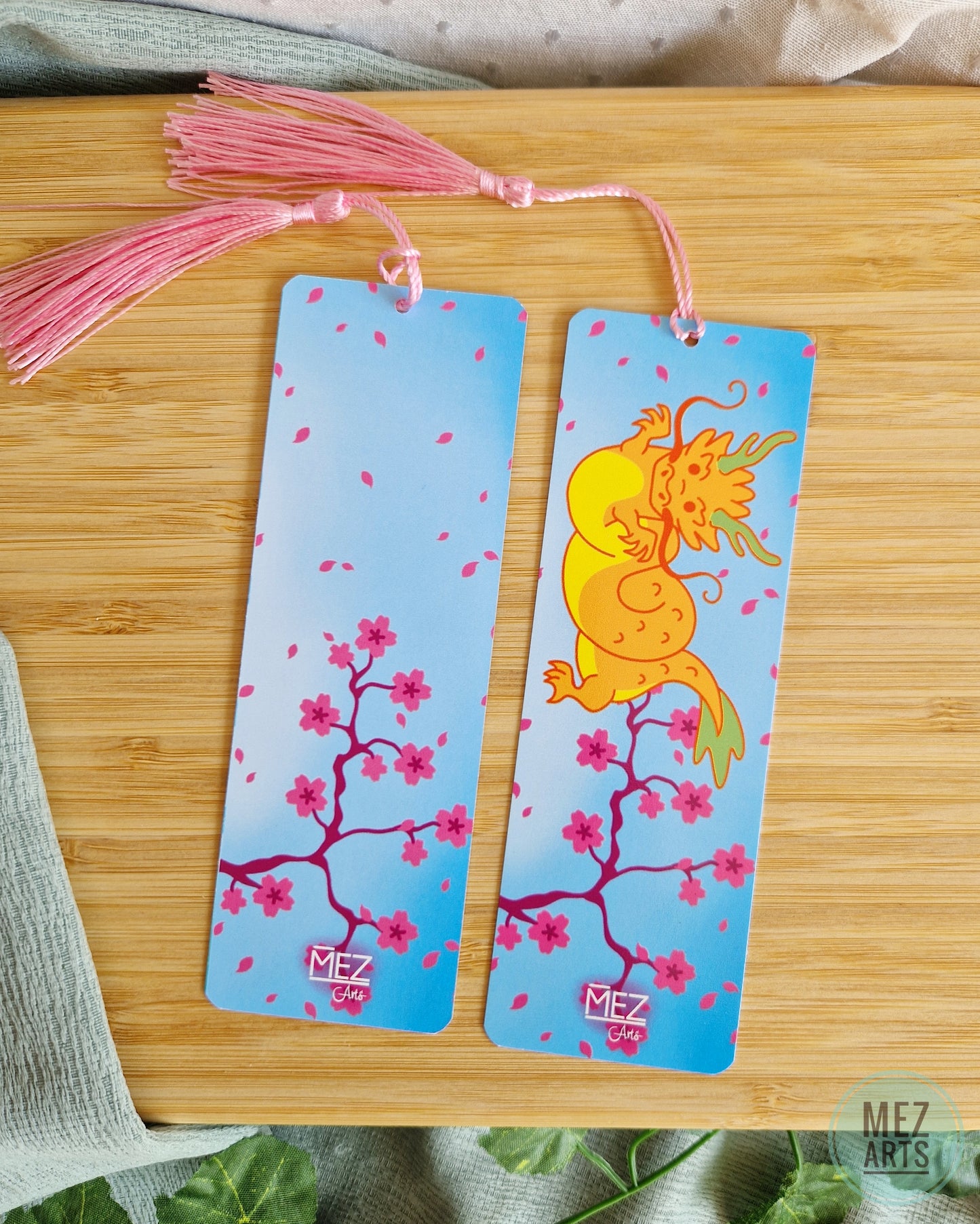Sakura dragon | bookmark