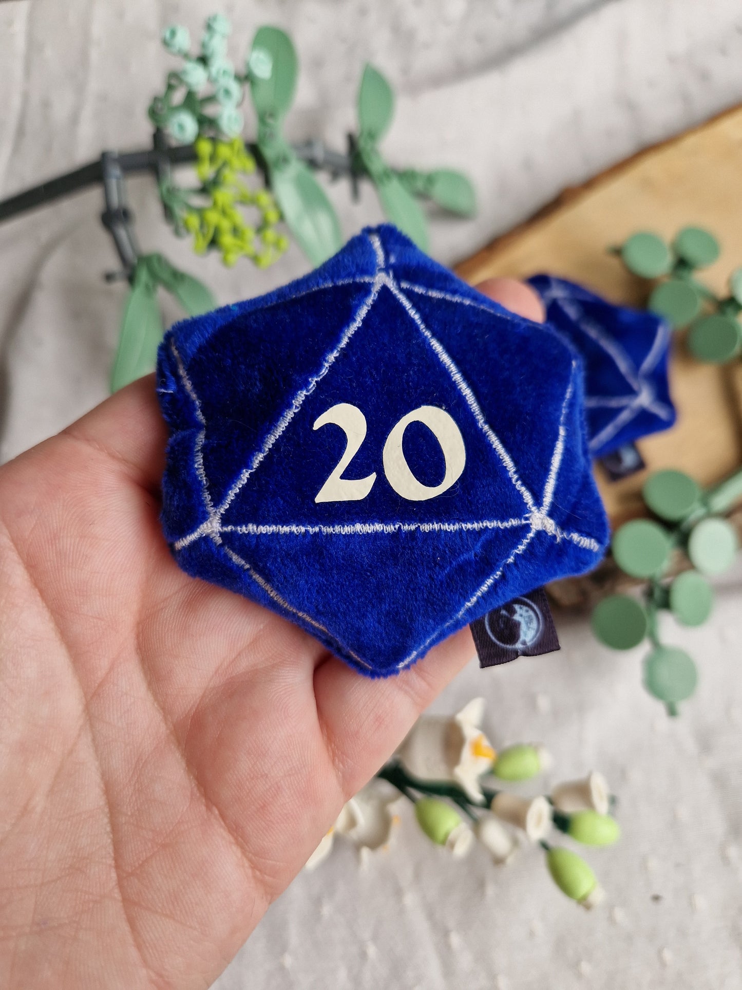 Dice D20 - fidget plush - blue