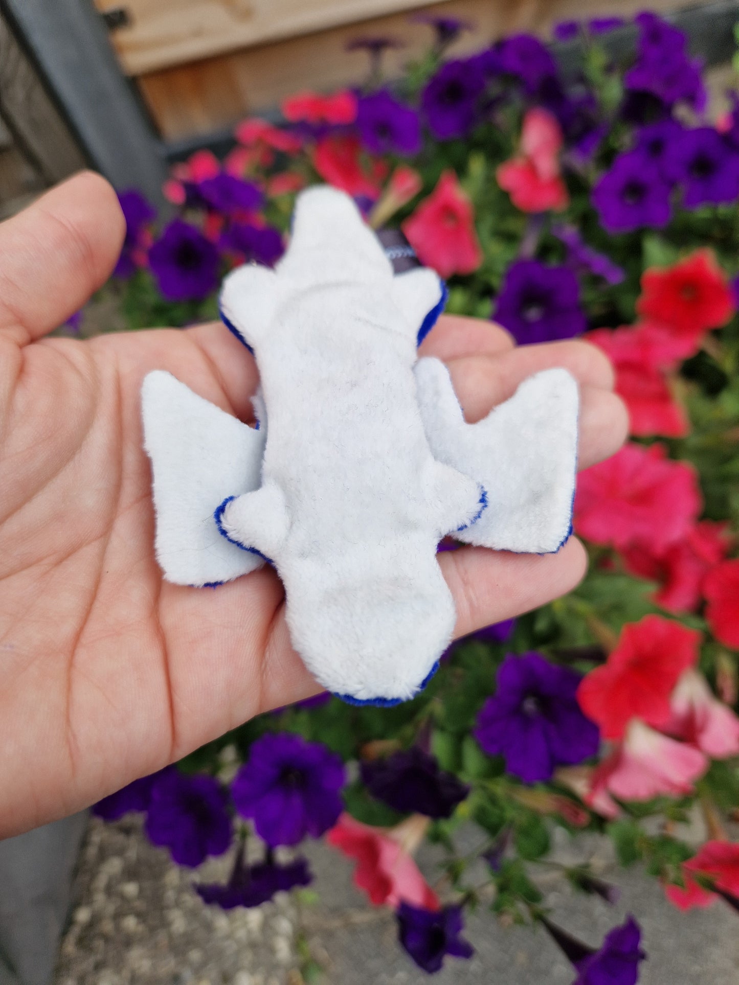 Dragon - fidget plush - blue and white